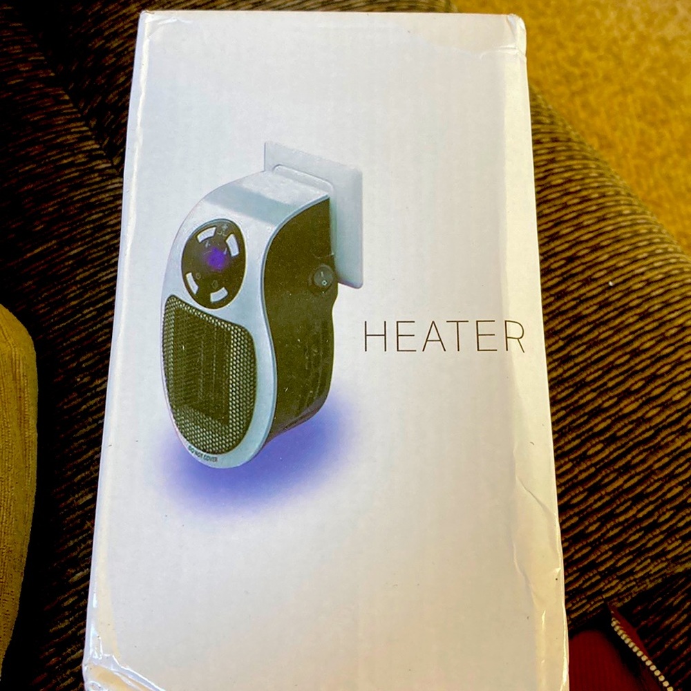Alpha Heater small unit. Plug in. NIB